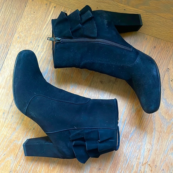 Chie Mihara Bkack Suede Bootie with Ruffle. 38 / 8 Like new! - Picture 2 of 8